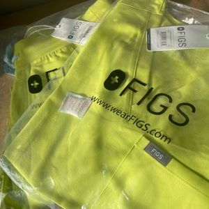 BNWT FIGS Scrub Set (Zamora Jogger & Catarina One Pocket Top) Citrine Color ST/S